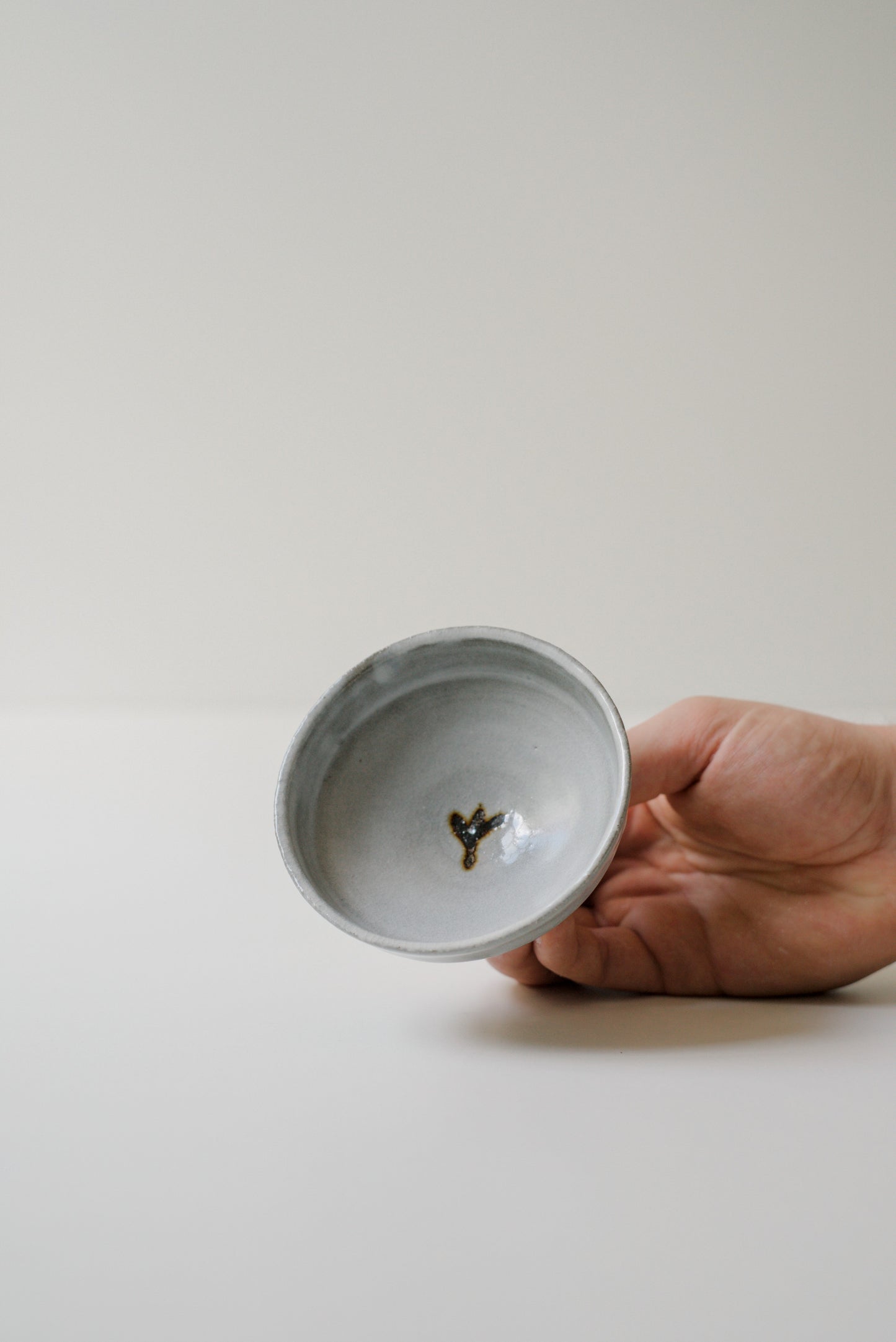 Slipped Bird Teabowl #26504